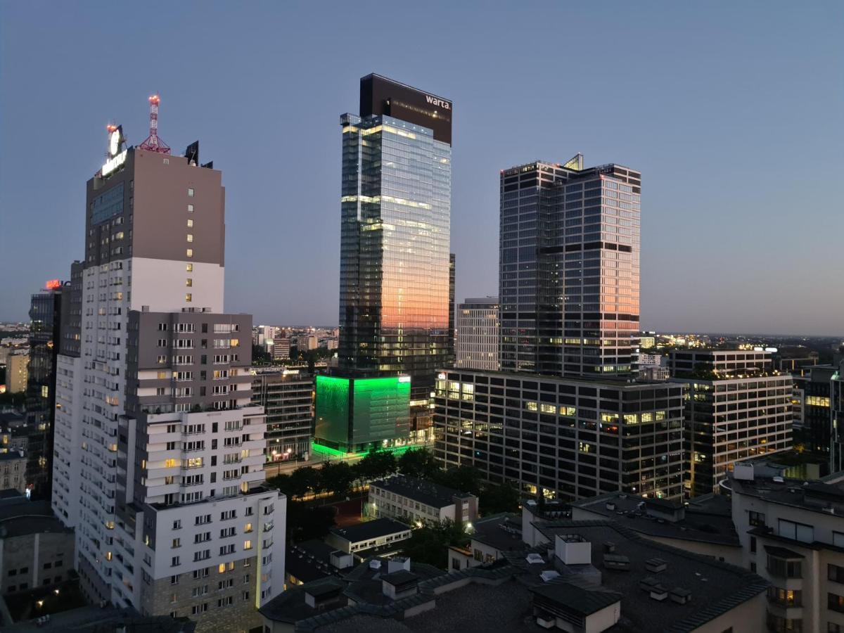Platinum Towers Apartment With Parking By Renters Prestige Varsovie Extérieur photo