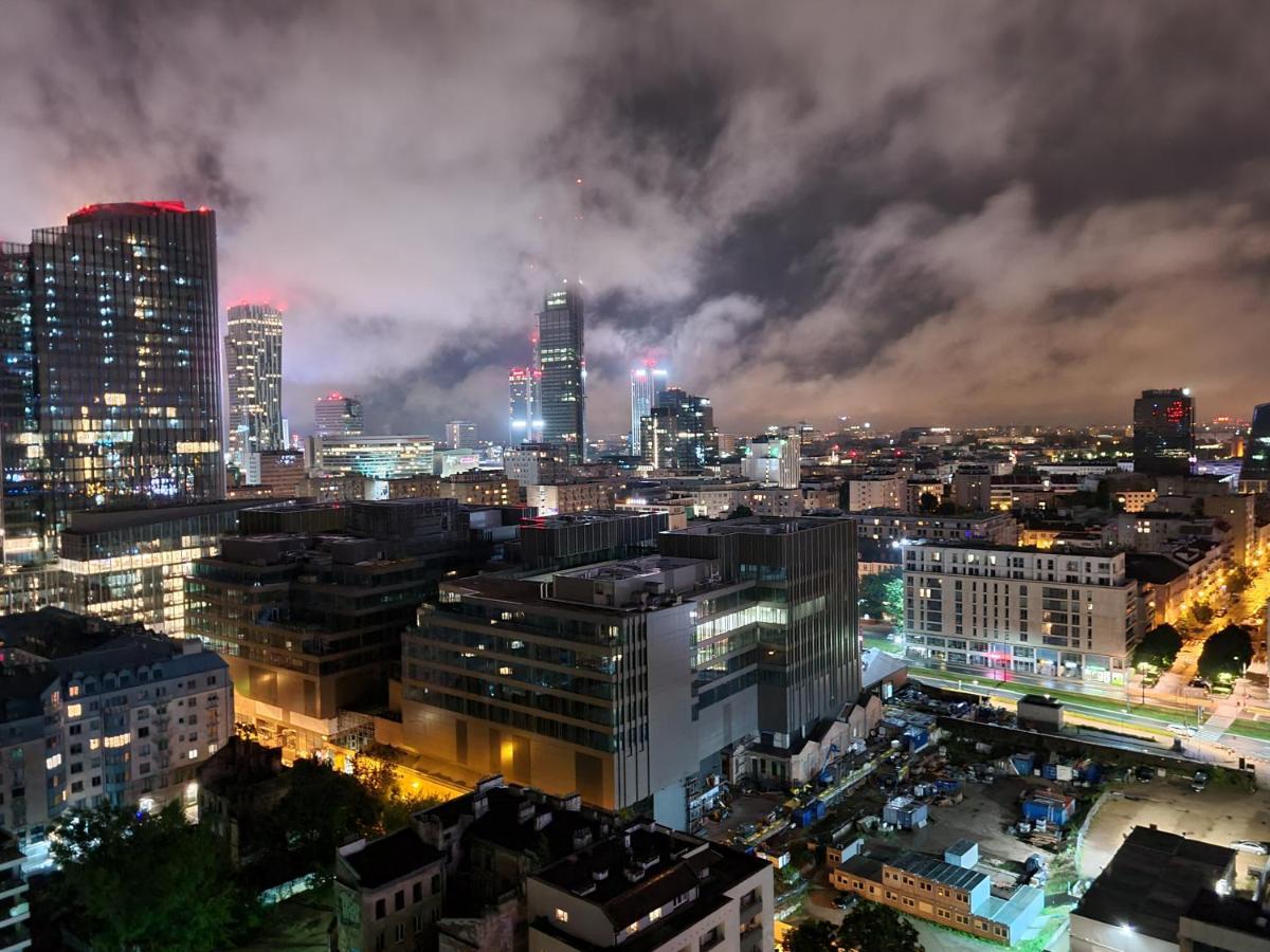 Platinum Towers Apartment With Parking By Renters Prestige Varsovie Extérieur photo